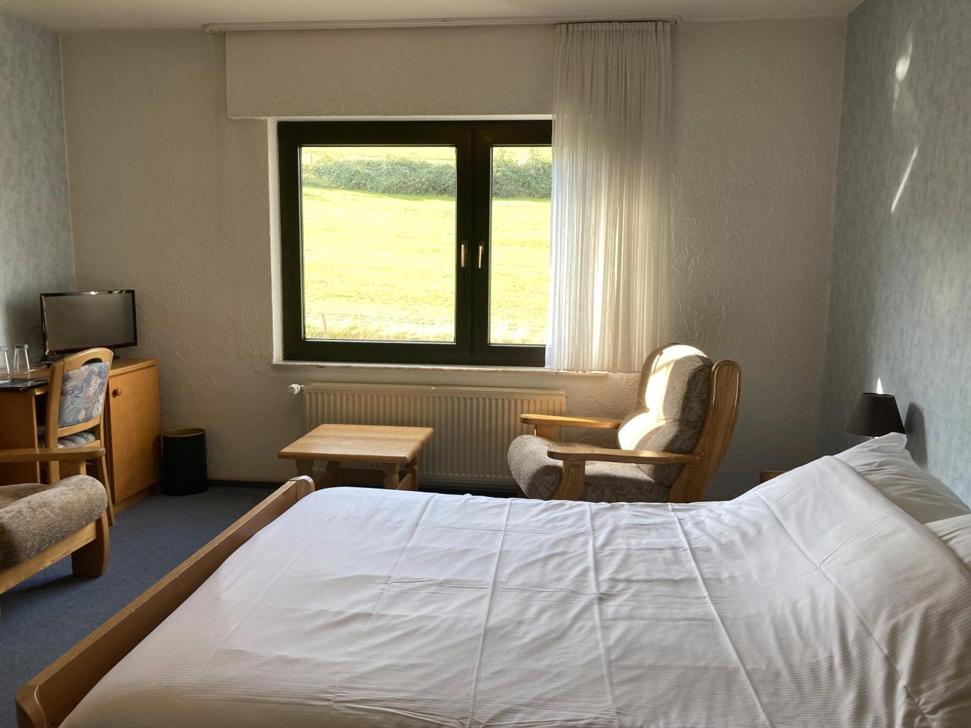Hotel Altitude ブルク・ロイラント エクステリア 写真